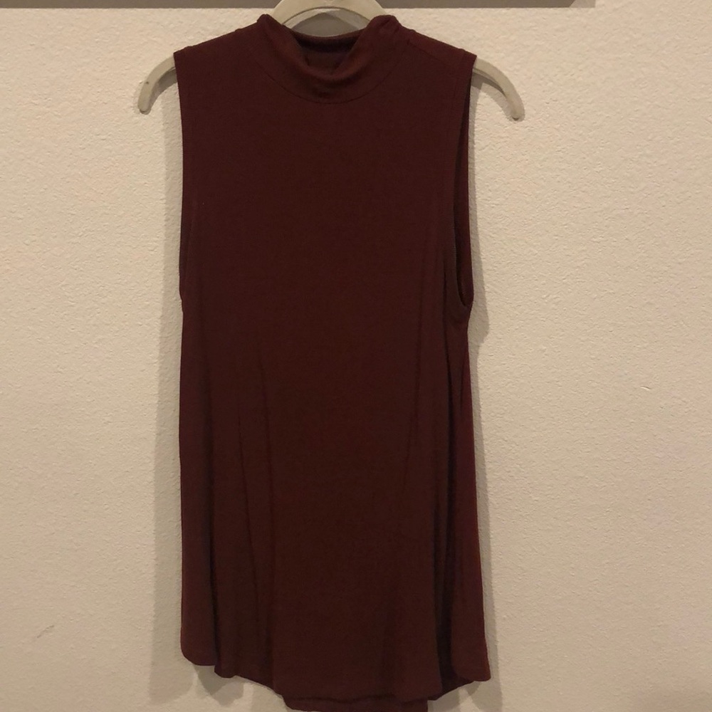 Maroon turtleneck tank top